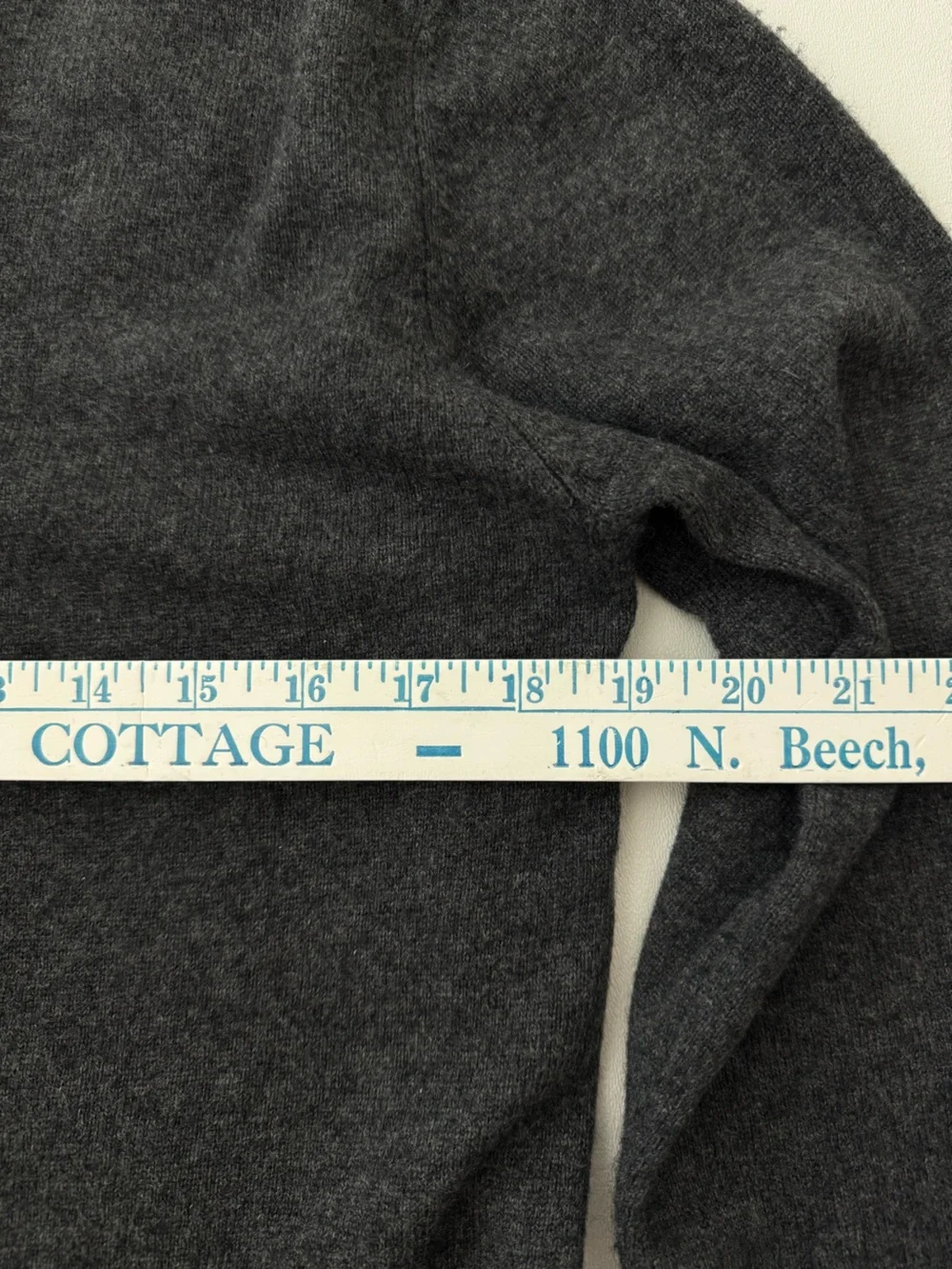Cashmere Boutique 100% Cashmere Cardigan Sweater Men’s M Gray Button Front